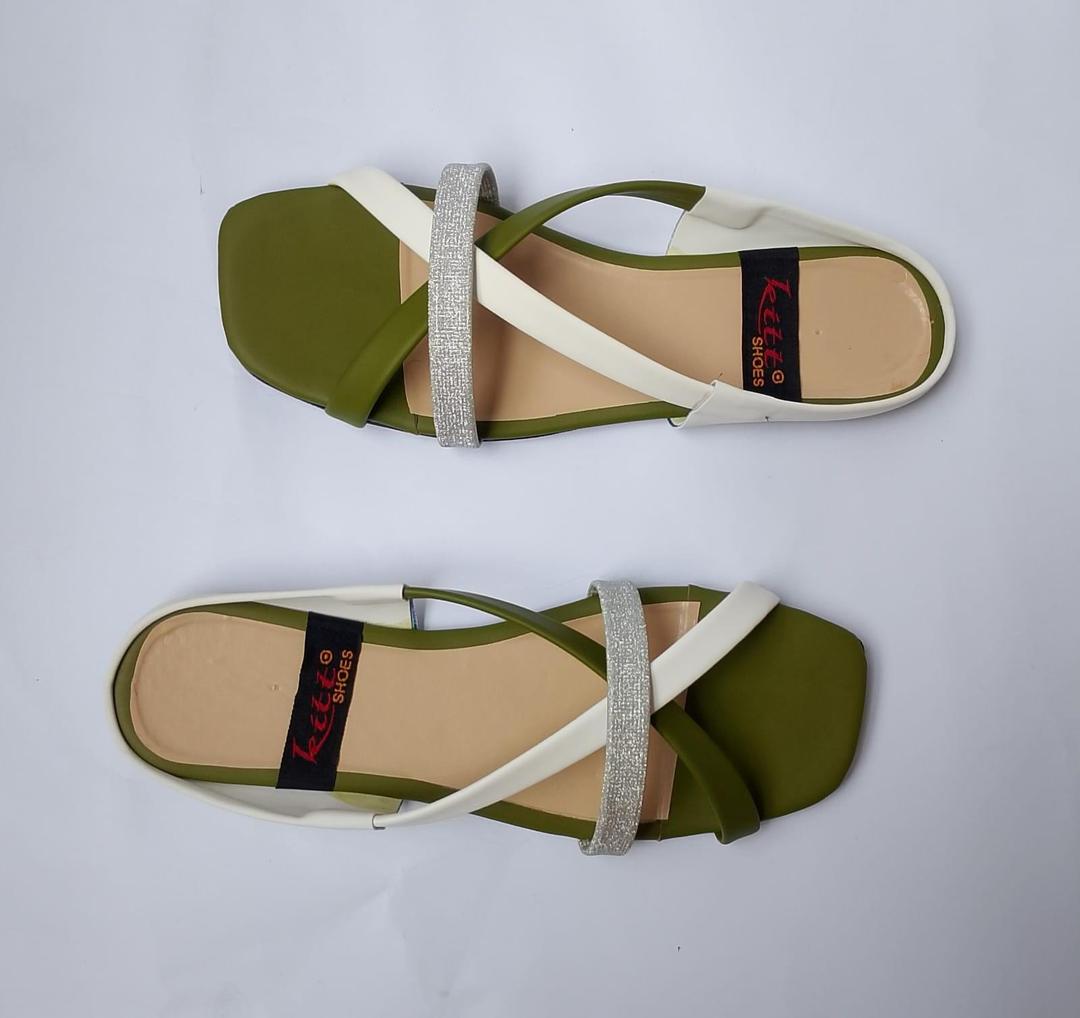 Woman's Synthetic Leather Casual Flats